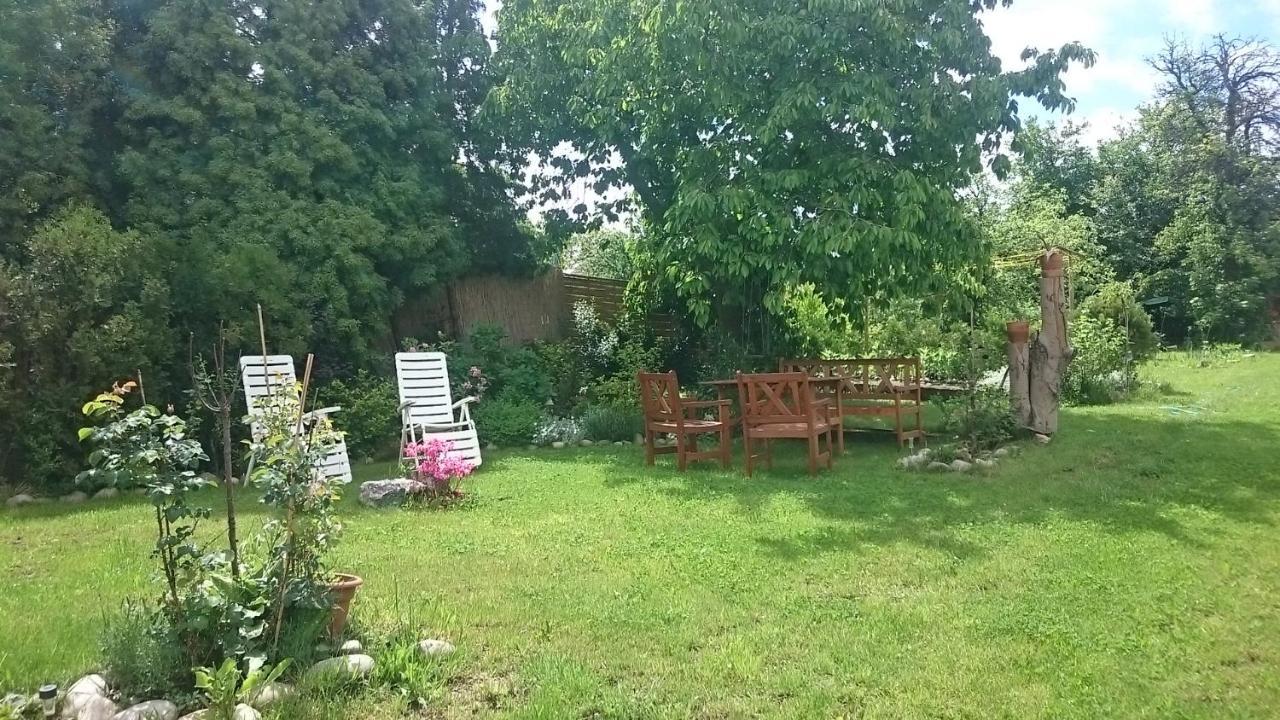 Ubytovani Sarka Čistá Bagian luar foto